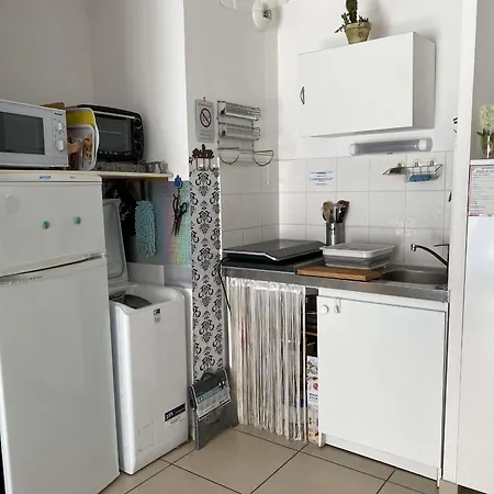 T2 Avec Climatisation Et Terrasse A - Fr-1-553-320 Lejlighed Balaruc-les-Bains