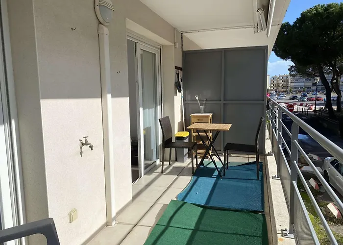 T2 Avec Climatisation Et Terrasse A - Fr-1-553-320 شقة بالاروك ليه بان